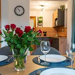 Apartman Krzywa 8, Wanna Z Hydromasazem, Basen Zewnetrzny