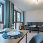 Krzywa 8, Wanna Z Hydromasazem, Basen Zewnetrzny Apartman