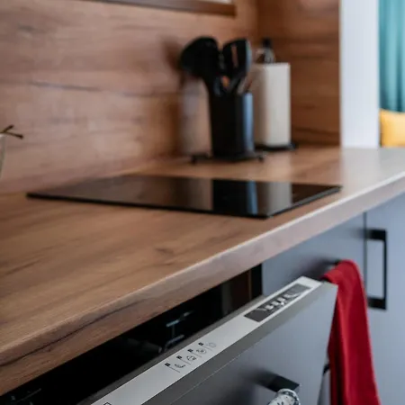 Krzywa 8, Wanna Z Hydromasazem, Basen Zewnetrzny *