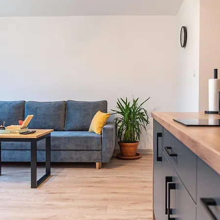 Krzywa 8, Wanna Z Hydromasazem, Basen Zewnetrzny * Weichsel