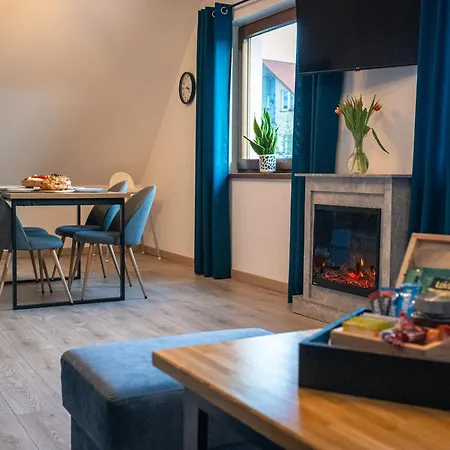 Krzywa 8, Wanna Z Hydromasazem, Basen Zewnetrzny