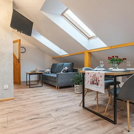 Krzywa 8, Wanna Z Hydromasazem, Basen Zewnetrzny Weichsel