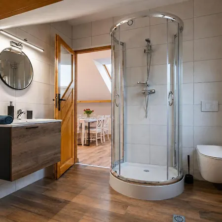 Apartament Krzywa 8, Wanna Z Hydromasażem, Basen Zewnętrzny