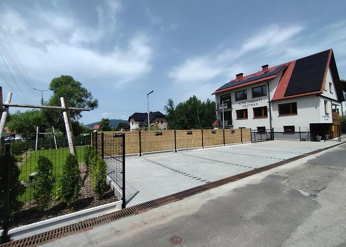 Krzywa 8, Wanna Z Hydromasazem, Basen Zewnetrzny Wisla