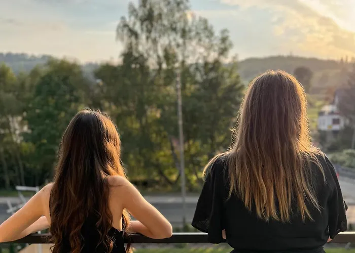 Krzywa 8, Wanna Z Hydromasazem, Basen Zewnetrzny